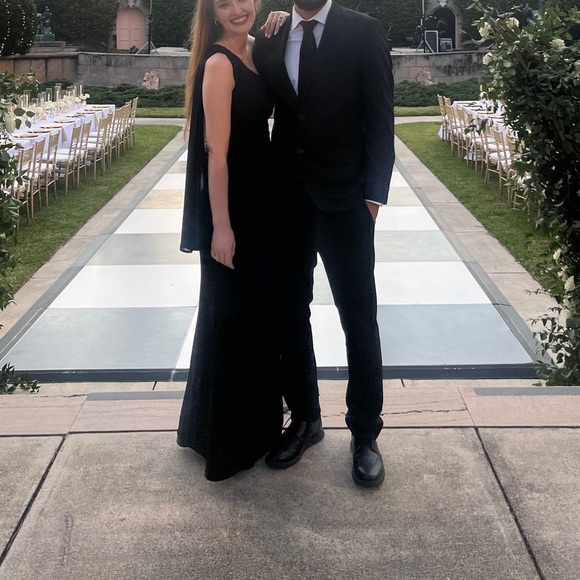 Majestic Attitude Black Cape Sleeve One-Shoulder Maxi Dress - Picture 4 of 4